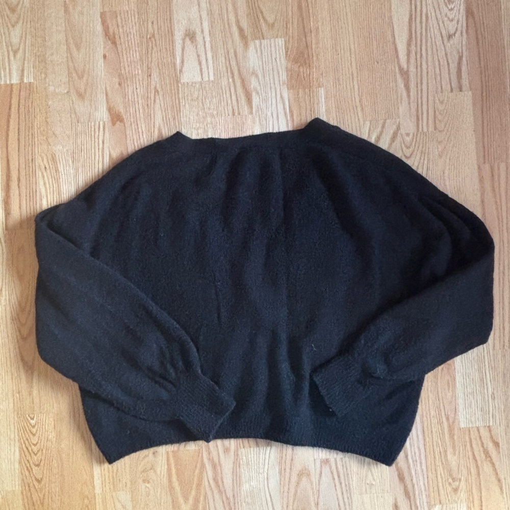 ICHI Relaxed Black V-Neck Button Cardigan Sweater - Picture 3 of 5